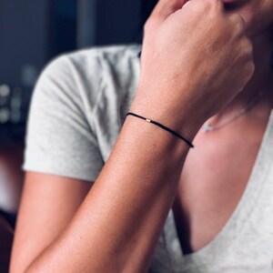 Simple single braided thin braceletThe Sophie Bracelet zdjęcie 4