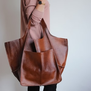 OVERSIZE WEEKENDER BAG, Large Leather Tote, Everyday Foldover Bag, Cognac Brown Handbag Women, Leather Bag, Large Shoulder Bag, Hobo Bag zdjęcie 4