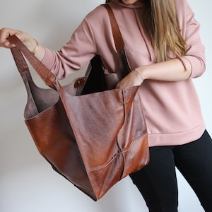 OVERSIZE WEEKENDER BAG, Large Leather Tote, Everyday Foldover Bag, Cognac Brown Handbag Women, Leather Bag, Large Shoulder Bag, Hobo Bag zdjęcie 5