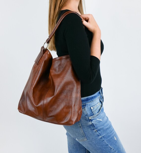 brown leather hobo shoulder bag