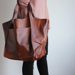 OVERSIZE WEEKENDER BAG, Large Leather Tote, Everyday Foldover Bag, Cognac Brown Handbag Women, Leather Bag, Large Shoulder Bag, Hobo Bag image 3