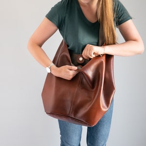 COGNAC Brown BOHO Bag, Sac Hobo femme, Sac HIPPIE oversize, Sac Hippie en cuir, Sac Slouchy Boho Hobo, Hobo à lépaule, Style Hippie image 10