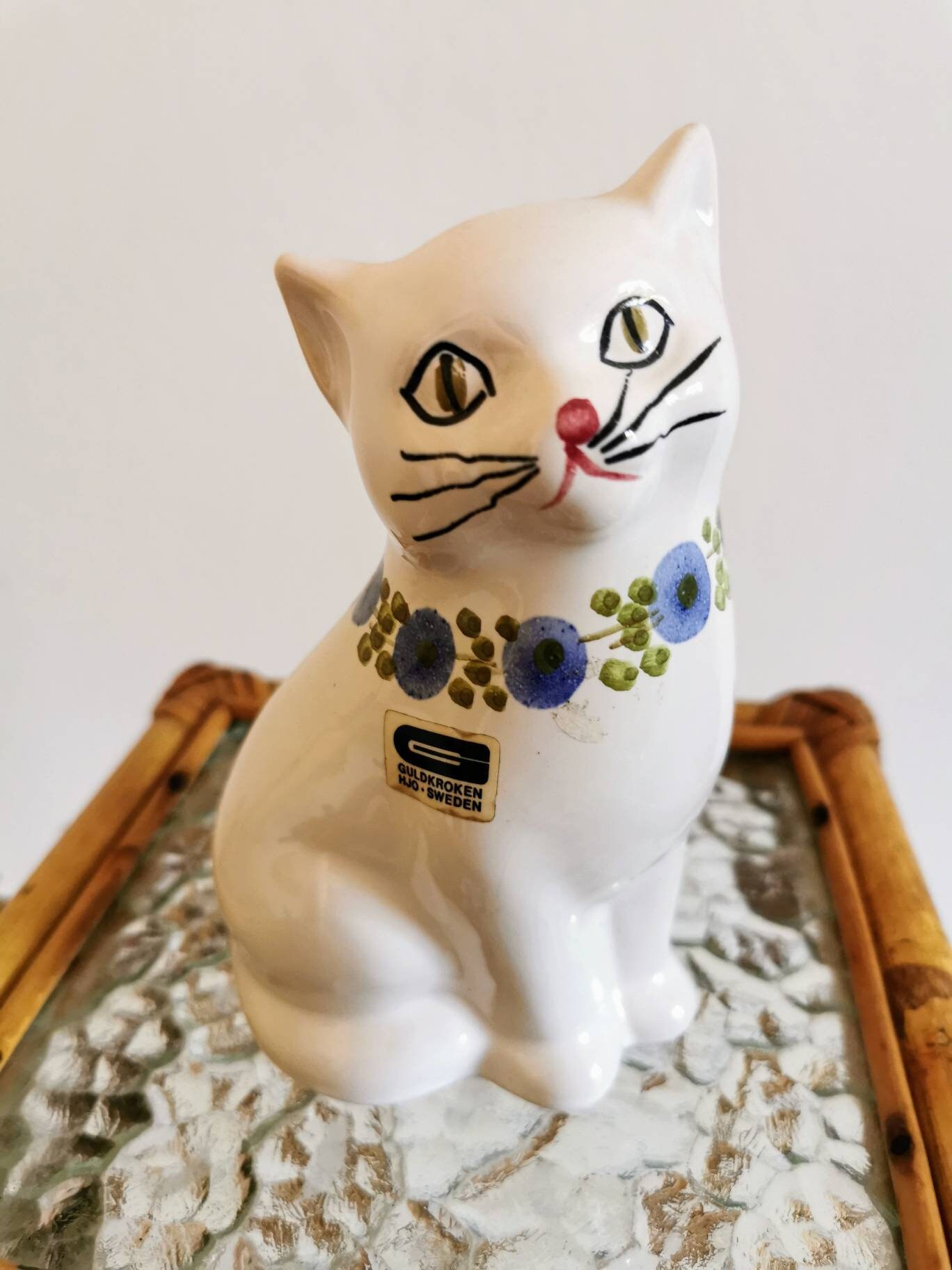 陶器の猫、Guldkroken HJO スウェーデン手描き - 1960 年代の