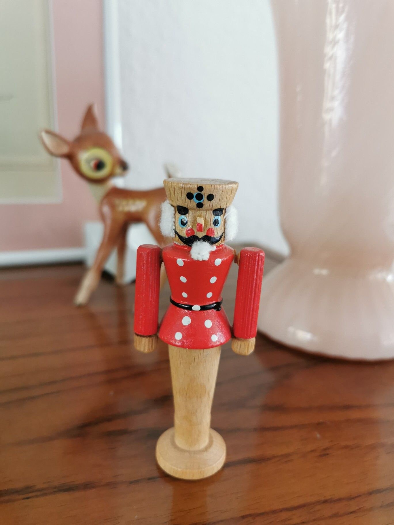 東ドイツ製 エルツ山地 アンティーク伝統的木製くるみ割り人形 28cm