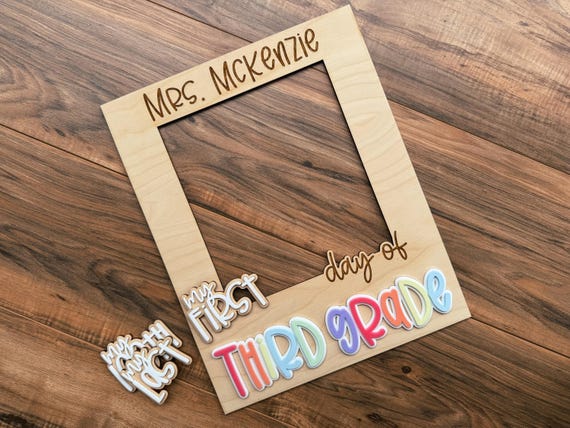 3D Teacher Photo Prop, First/Last Day Interchangeable School Sign, 100th Day of School, First Day Sign for Teachers, 3D Wooden Sign, Acrylic