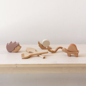 Gardening tools and animals, pretend play, open ended play, wooden toys, Gardening set, wooden animals