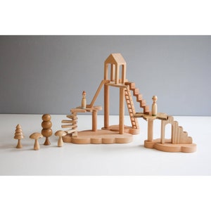 Large wooden tree house, woodenplay set, wooden dollhouse, wooden tree, wooden playground, wooden peg dolls
