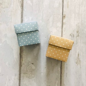 2&quot; Polka Dot Cube Box with Cap Top