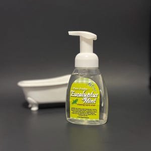 Liquid Hand Soap Foaming Eucalyptus Mint, Made Vegan Cruelty Free, Nice Lather, Easy use Pump…