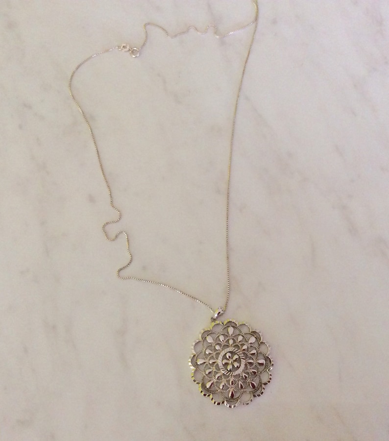 Sterling Silver 925 PENDANT NECKLACE /& Silver Chain