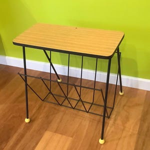 Vintage TIDSKRIFT / SKIVHÅLLARE Original Retro Metall / Laminex Bord - Funky 1960-tal