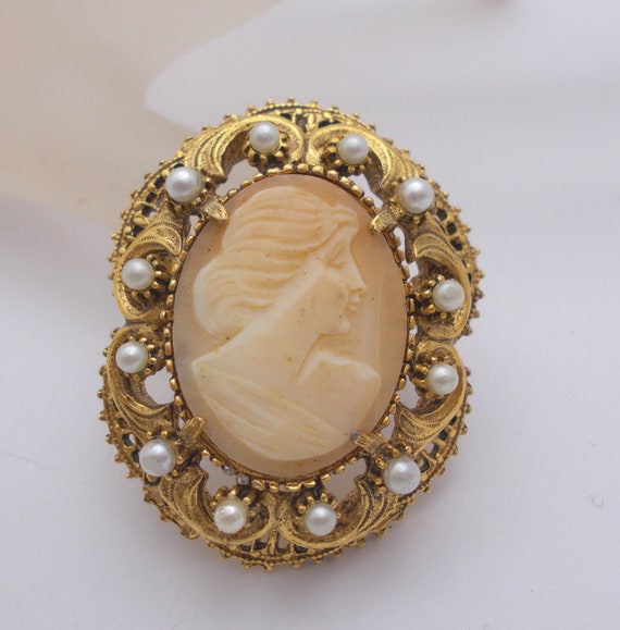 Vintage Florenza Brooch/Pendant Carved Cameo With… - image 1