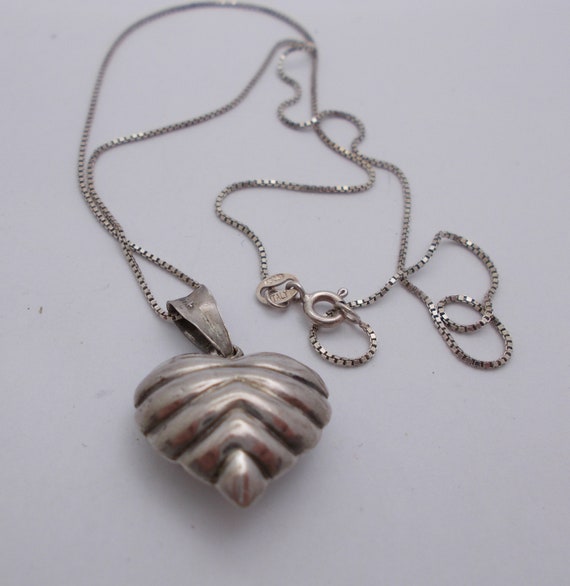 Vintage Puffed Heart Pendant & Chain Sterling Sil… - image 7