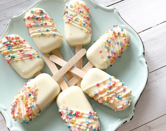 Moana Themed Cakepops Etsy Moana Themed Cakepops Etsy