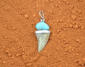 Colgante de diente de tiburón unisex, piedra turquesa auténtica, plata de ley 925, hecho a mano, idea de regalo, joyería turquesa