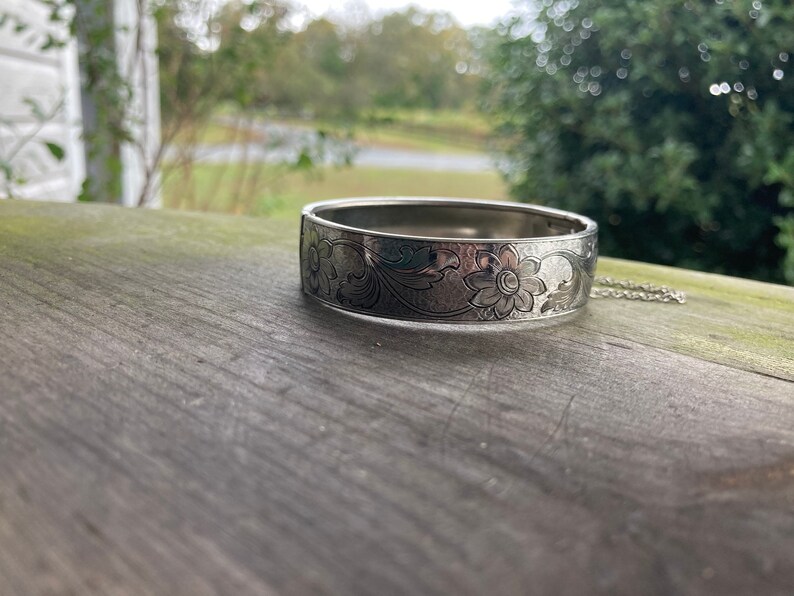 Vintage Floral Cuff Bracelet with Snap Closure and Safety Chain