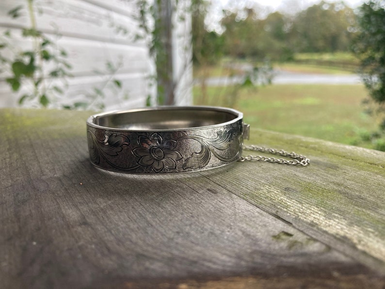 Vintage Floral Cuff Bracelet with Snap Closure and Safety Chain