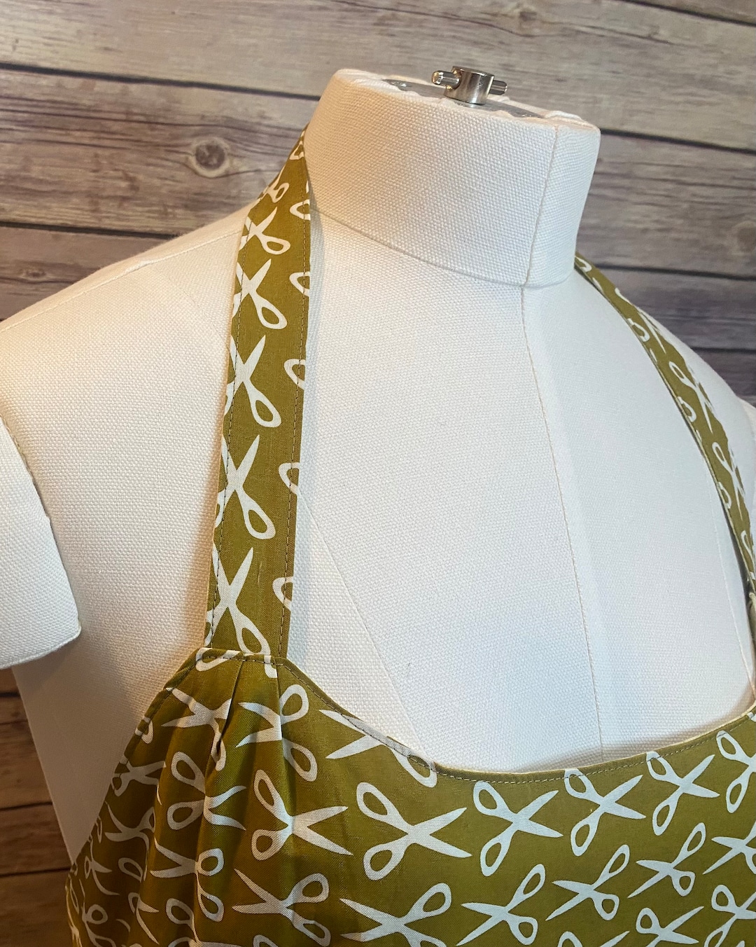 Scissors Apron Scissor Print Reversible Apron With Pockets, Olive Green Cotton Apron ...