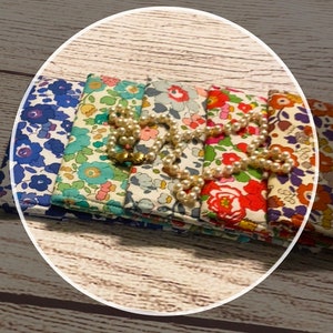 Betsy Liberty Travel Jewelry Pouch, Earring Holder, Liberty of London Tana Lawn, Mini Organizer Bag, Gift for Mom, Necklace Pouch