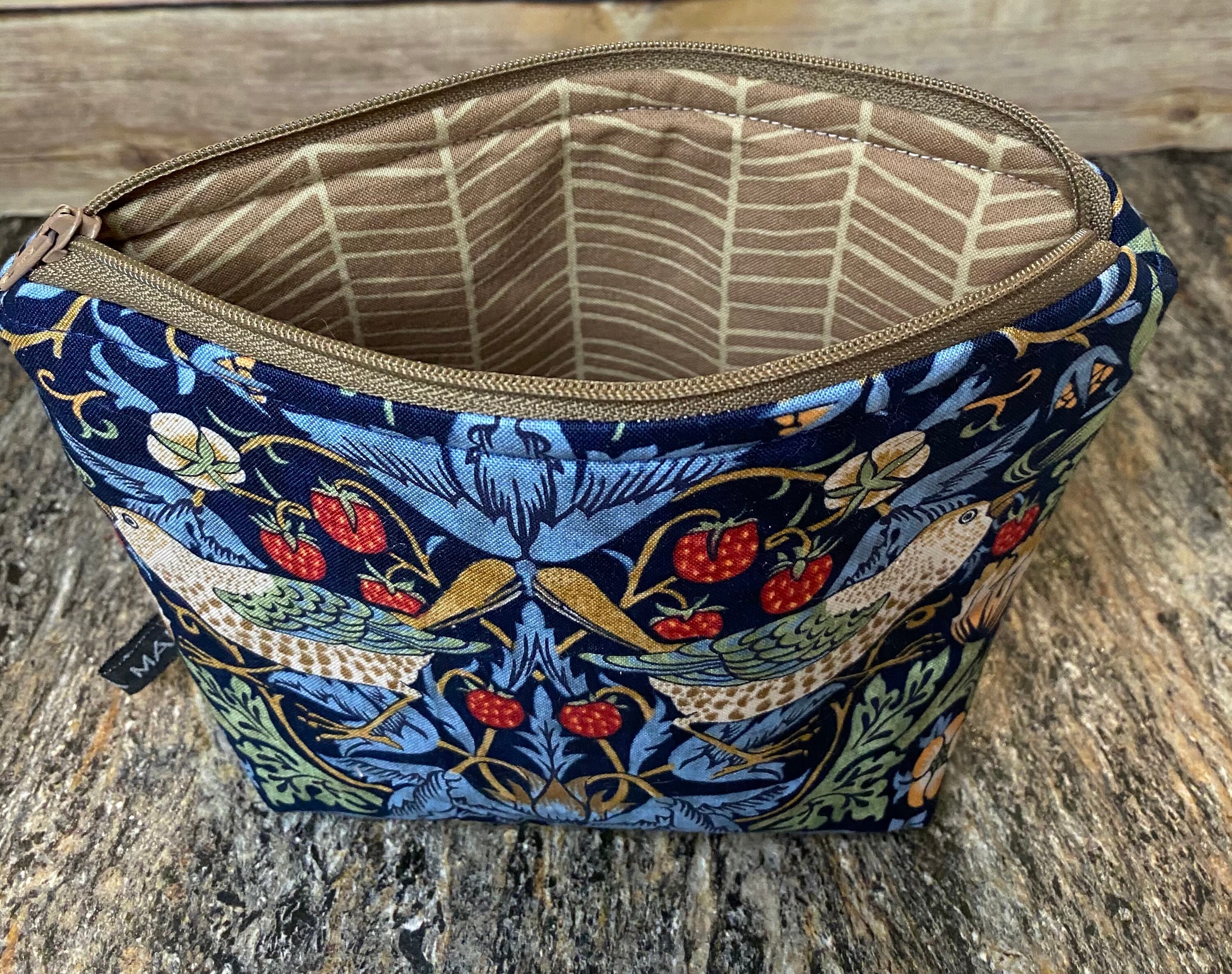 Morris and co purse sale