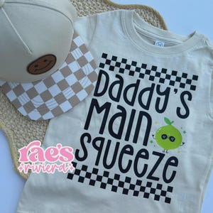 Daddys Main Squeeze| Father's Day Design | Checkered Design | PNG | text | Sublimation | PNG | Download