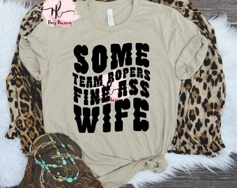 La bella esposa del equipo Roper SVG / PNG / texto ondulado / diseño atrevido / camiseta extragrande