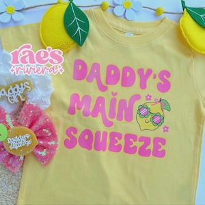 Daddys Main Squeeze| Father's Day Design | Girl Design | PNG | text | Sublimation | PNG | Download