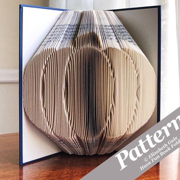 PUMPKIN Book Folding Pattern -- 195 Folds (390 numbered pages). PDF Digital Download. Includes free How-To Guide containing 3 free patterns.