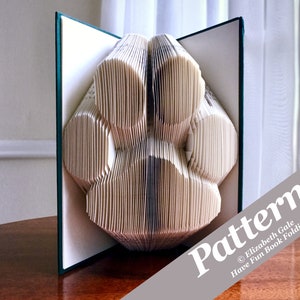 PAW PRINT Book Folding Pattern -- 168 Folds (336 numbered pages). PDF digital download. Includes free How-To Guide with 3 free patterns.