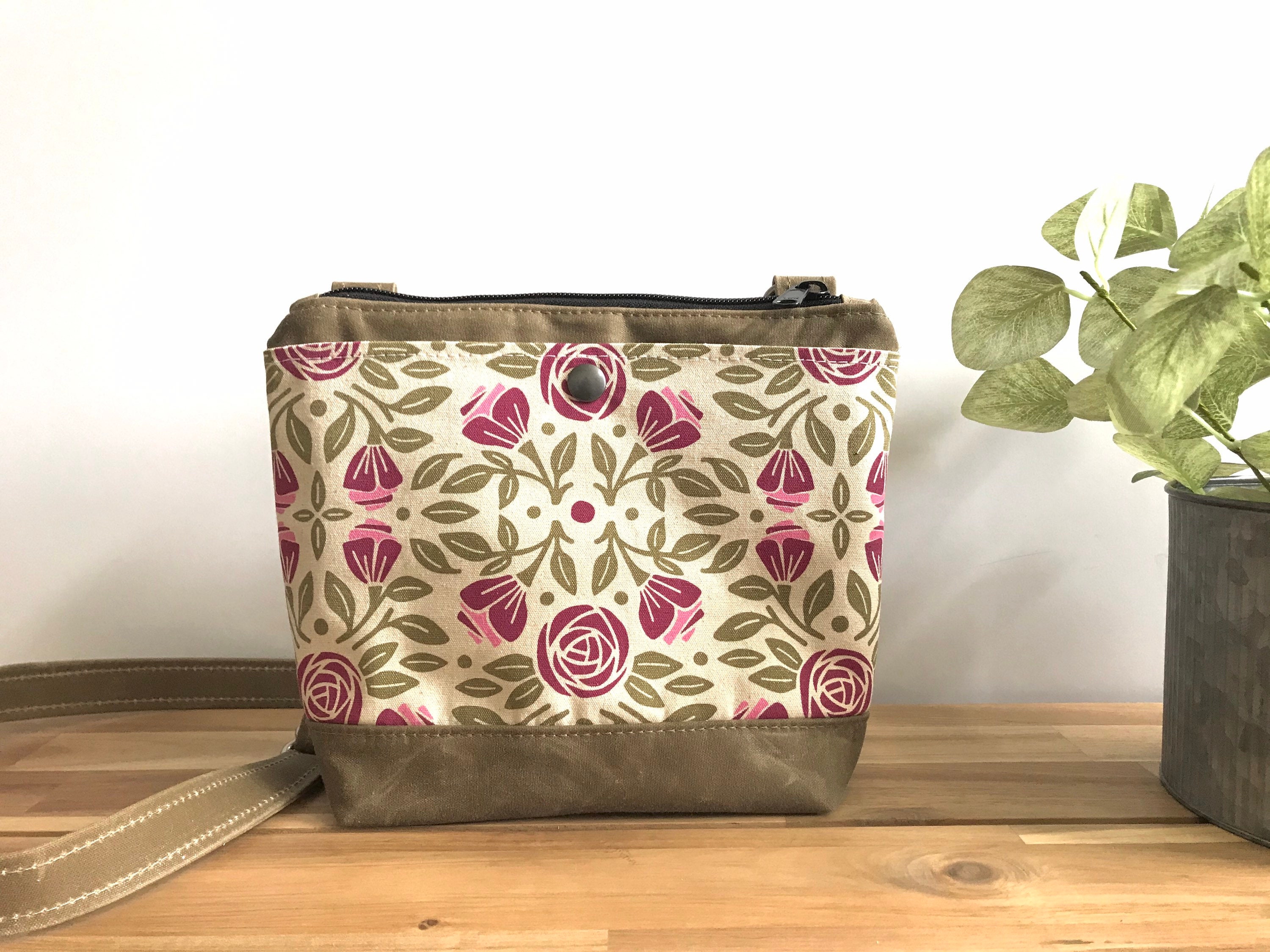 john lewis mens leather holdall