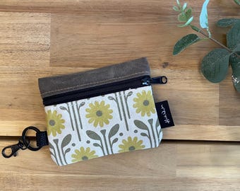 April Daisies Mini Zipper Pouch - Zipper Wallet - Screen Printed - Earbud Pouch