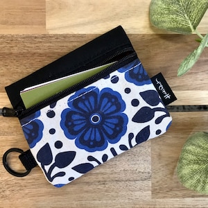 Minibolso de violetas de febrero - Estuche con cremallera - Monedero con cremallera - Serigrafiado - Estuche para auriculares