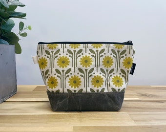 April Daisies Pattern Zipper Pouch - Waxed Canvas - Cosmetic Bag - Screen Printed - Hand Printed