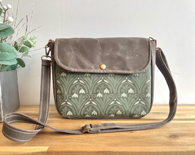 Floral Waxed Canvas Messenger Bag: Snowdrops