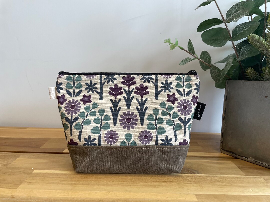Oregon Wildflowers Zipper Pouch Waxed Canvas Cosmetic Bag Screen ...