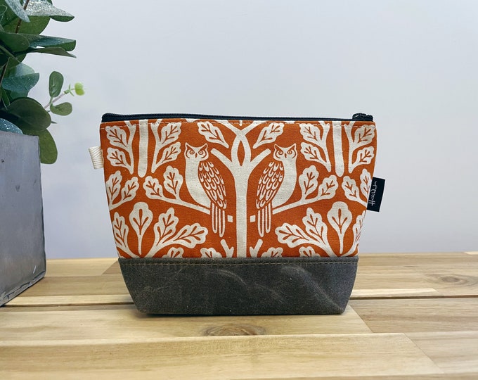 Owl and Oak Tree Pattern Zipper Pouch - Waxed Canvas - Cosmetic Bag - Screen Printed - Hand Printed