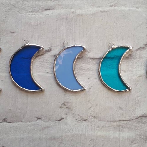 Stained glass crescent moon suncatcher