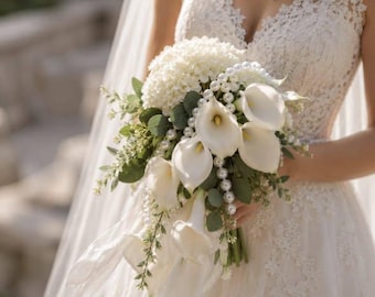 Cascading Calla Lily Bridal Bouquet with Pearls, Elegant White Wedding Bouquet, Handmade Faux Flowers, Luxury Bride Bouquet