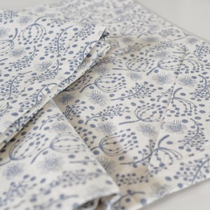 100% Cotton Two Sided Tea Towel / Dish Towel with Loop in Blue and Off White Ivory Modern Print