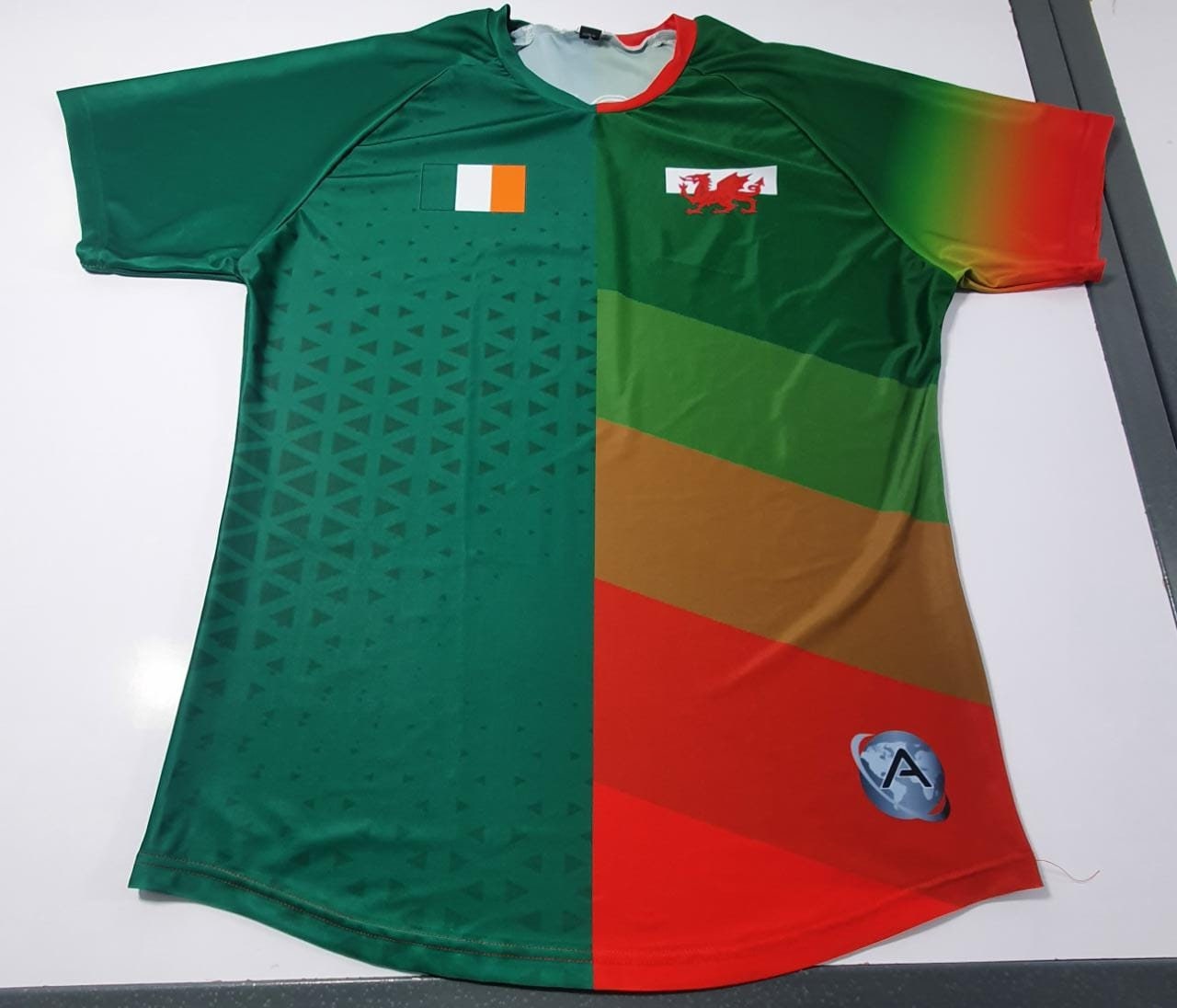 Men's Kooga polo rugby shirt, Celtic Warriors Academy, Wales, Cymru,  vintage