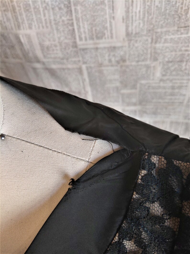and Sweetheart Neckline Lace Accents Black Taffeta Skirt with Whimsical Ruffle Vintage 60s Cocktail Dress