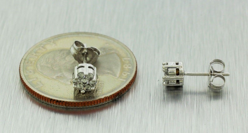 Vintage Estate 14kt Solid White Gold 0.30ctw Round Diamond Cluster Studs
