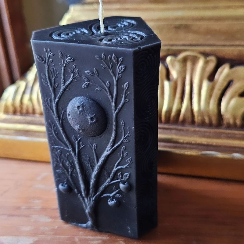 Hecate Candle Beeswax - Etsy