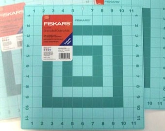 Fiskars 137020 One Sided 12" X 12" Cutting Mat Grid 3 pcs.