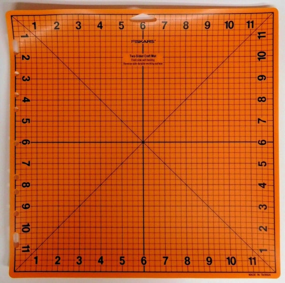 Fiskars 186080-1002 Self Healing Cutting Mat 12 X 12 