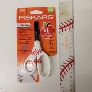 Fiskars 134162-1001 Baseball MVP 5&quot; Non-Stick Blunt-Tip Kids Scissors & Ruler