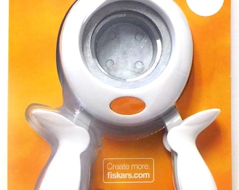 Fiskars 174240-1002 Round N Round Squeeze Punch - Large - 1.5"