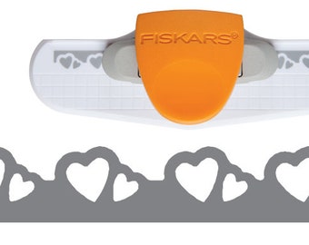 Fiskars 105650-1001 Hearts Border Punch