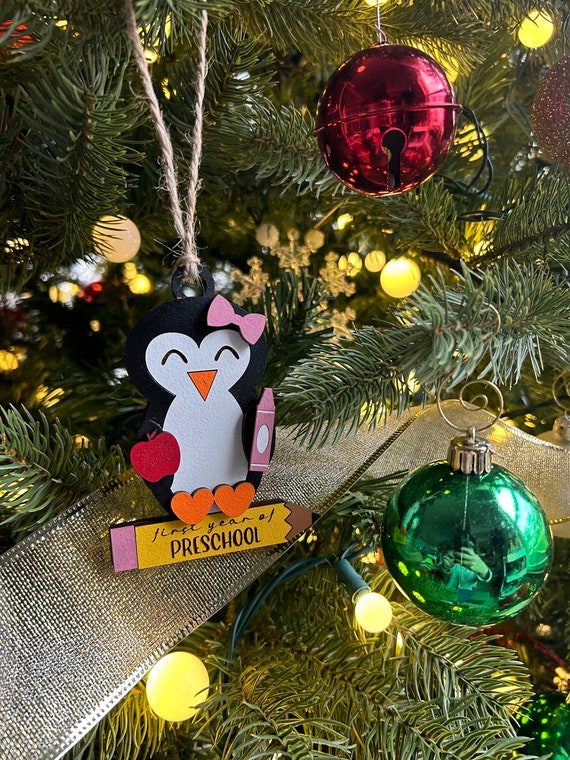 Easy Christmas Ornaments Preschoolers Can Make With Pictures