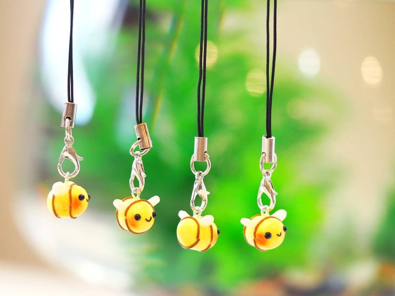 Kawaii Bee Charm - Cute Bee Stitch Marker - Cell Phone Charms - Planner Charm 